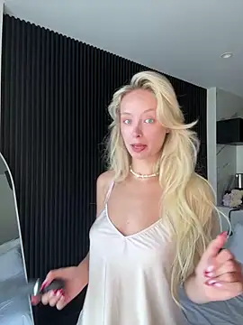 SunnyShiney online show from March 9, 2026, 8:51 am