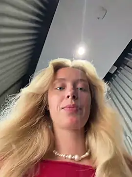 SunnyShiney online show from April 1, 2026, 1:41 pm