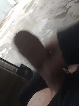 Snapshot of Mar81 chatting on February 3, 2026, 12:21 pm Mar81 online show from February 3, 2026, 12:21 pm