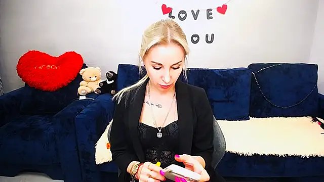 Hanna--Sweet online show from April 5, 2026, 10:45 am