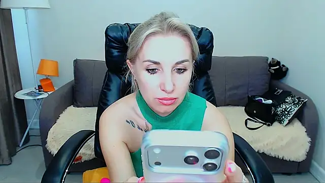 Hanna--Sweet online show from June 16, 2026, 10:51 am
