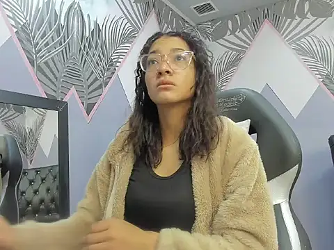 Snapshot of Jadde_Greyy_ chatting on December 14, 2025, 11:48 am Jadde Greyy online show from December 14, 2025, 11:48 am