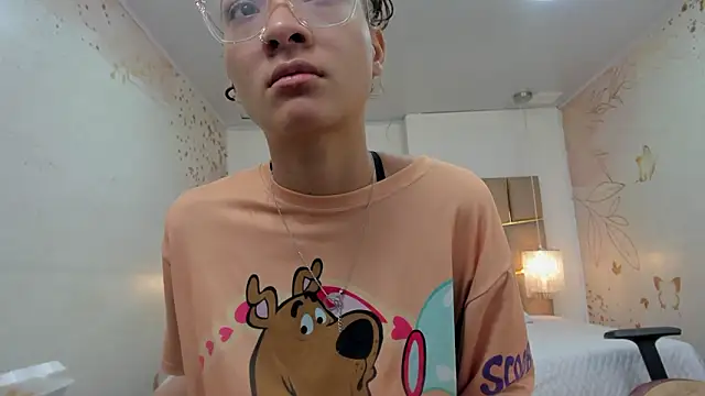 Snapshot of Jadde_Greyy_ chatting on January 18, 2026, 3:10 am Jadde Greyy online show from January 18, 2026, 3:10 am