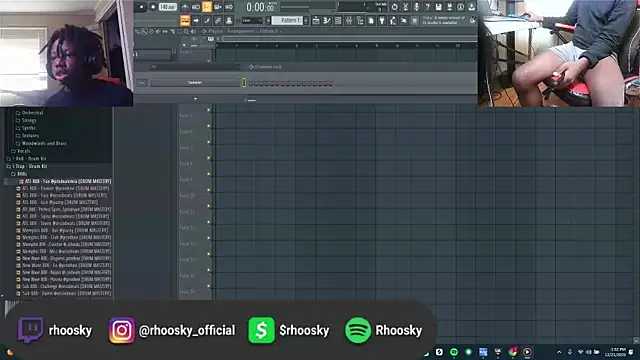 Snapshot of YourLittleBoyfriend chatting on December 21, 2025, 7:54 pm YourLittleBoyfriend online show from December 21, 2025, 7:54 pm