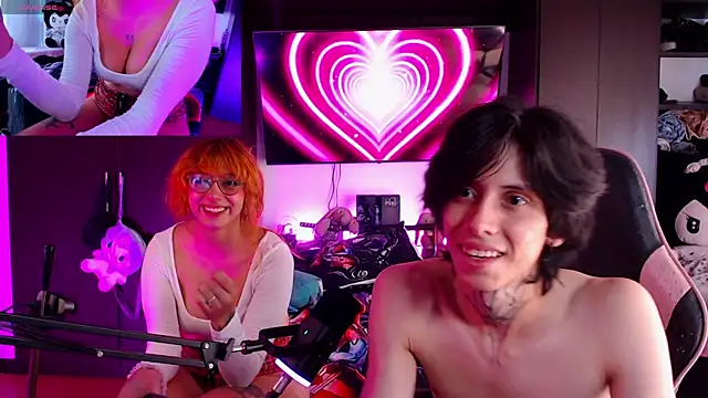 Snapshot of HAHorny chatting on December 21, 2025, 7:21 pm HAHorny online show from December 21, 2025, 7:21 pm