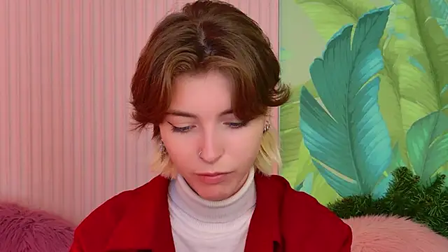 Snapshot of Misty_Wade chatting on January 11, 2026, 5:45 am Misty Wade online show from January 11, 2026, 5:45 am