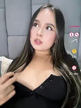 Snapshot of Mimi_miau19 chatting on June 3, 2026, 7:08 pm Mimi miau19 online show from June 3, 2026, 7:08 pm