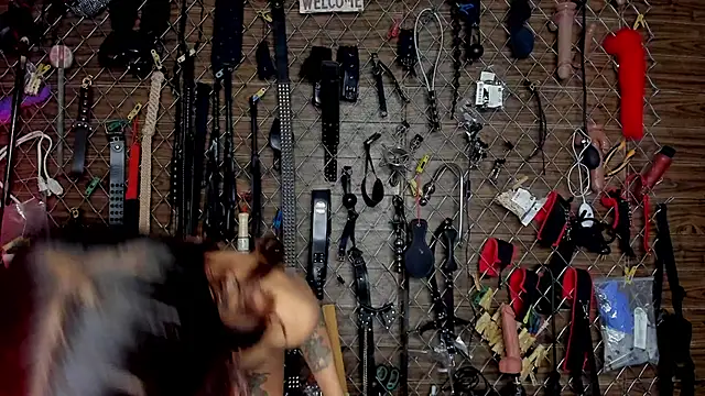 Hardcore Room Bdsm online show from December 18, 2025, 9:04 am