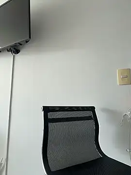 Snapshot of ValeriaTorress_ chatting on March 2, 2026, 6:15 pm ValeriaTorress online show from March 2, 2026, 6:15 pm