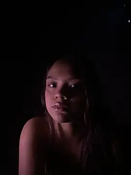 sadashikiss online show from December 17, 2025, 9:43 pm