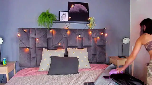 Miia Anderson online show from January 9, 2026, 7:48 pm