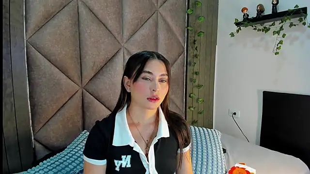 Miia Anderson online show from February 23, 2026, 12:02 pm