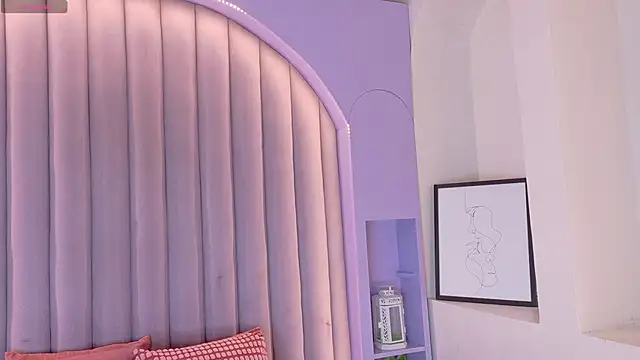 Miia Anderson online show from March 31, 2026, 11:54 am