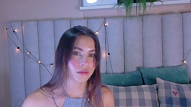 Miia Anderson online show from April 1, 2026, 12:17 pm