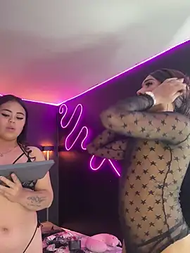 Lustt queens online show from December 19, 2025, 7:59 am