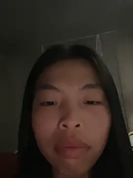 Snapshot of lux-su chatting on December 19, 2025, 3:41 pm lux-su online show from December 19, 2025, 3:41 pm