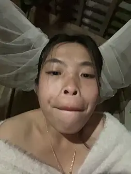 lux-su online show from January 5, 2026, 5:27 pm