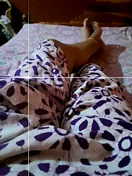 Snapshot of saxy_bhabi_2002 chatting on April 9, 2026, 12:43 pm saxy bhabi 2002 online show from April 9, 2026, 12:43 pm