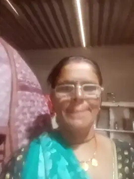 Snapshot of Pinki_rajak chatting on May 7, 2026, 5:13 am Pinki rajak online show from May 7, 2026, 5:13 am