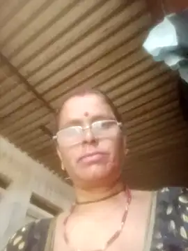 Snapshot of Pinki_rajak chatting on May 16, 2026, 12:18 am Pinki rajak online show from May 16, 2026, 12:18 am
