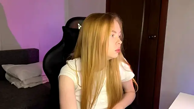 LumiSun online show from December 21, 2025, 5:31 pm