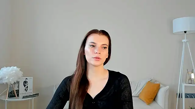 VivienReza online show from December 19, 2025, 7:04 am