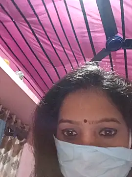 Snapshot of riyankabiswas201 chatting on December 17, 2025, 5:46 am riyankabiswas201 online show from December 17, 2025, 5:46 am