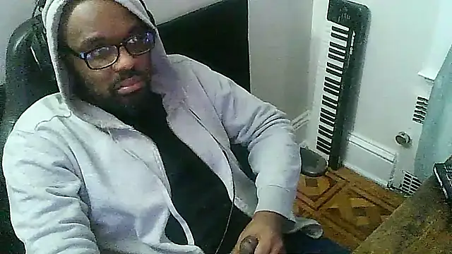 MrUnintentional online show from December 17, 2025, 3:01 am