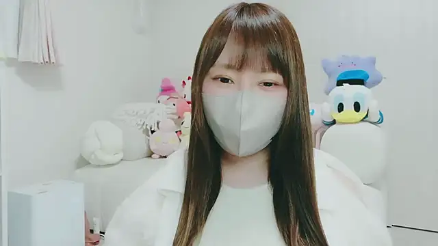 yuyuchan   online show from March 9, 2026, 11:03 am