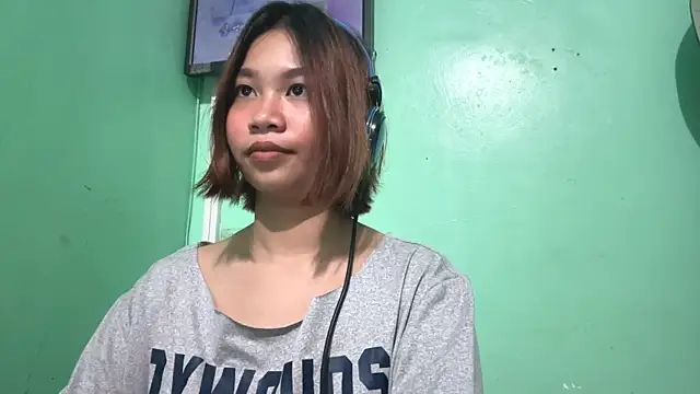 RethaStorto online show from December 16, 2025, 2:11 pm