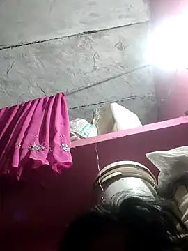 Soniya5533 online show from December 17, 2025, 7:42 pm