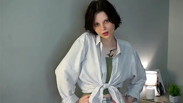 SharylOrbin online show from December 17, 2025, 12:05 am