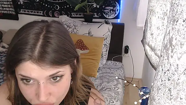 AlienforTwenty online show from March 17, 2026, 2:09 pm