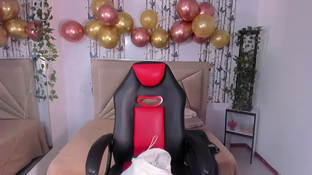 valeria dark  online show from April 10, 2026, 7:29 pm