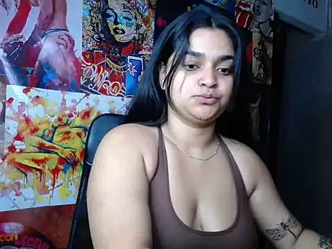 loveShae   online show from December 19, 2025, 3:24 am