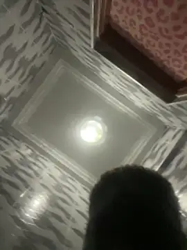 Snapshot of melaninpoppop chatting on December 18, 2025, 1:22 am melaninpoppop online show from December 18, 2025, 1:22 am