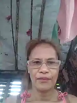 Petite elise online show from January 14, 2026, 2:17 am