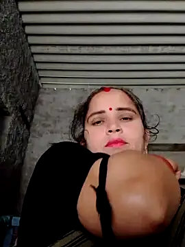 Kajal4455 online show from December 19, 2025, 9:16 am