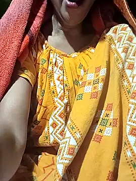 Snapshot of Sweet-rumi chatting on December 17, 2025, 1:55 am Sweet-rumi online show from December 17, 2025, 1:55 am