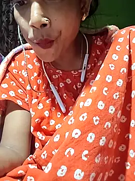 Snapshot of Sweet-rumi chatting on December 17, 2025, 2:01 pm Sweet-rumi online show from December 17, 2025, 2:01 pm