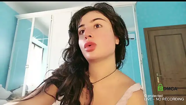 Snapshot of DeaAthena chatting on July 29, 2026, 12:58 pm DeaAthena online show from July 29, 2026, 12:58 pm