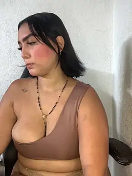 Mia em online show from March 3, 2026, 3:40 pm