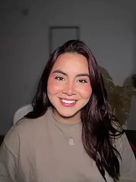 Zarahs Blare1 online show from April 21, 2026, 1:42 am