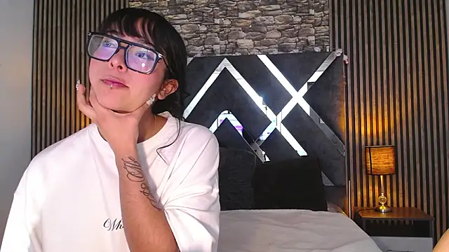 Snapshot of Amy_channel chatting on March 21, 2026, 12:54 pm Amy channel online show from March 21, 2026, 12:54 pm