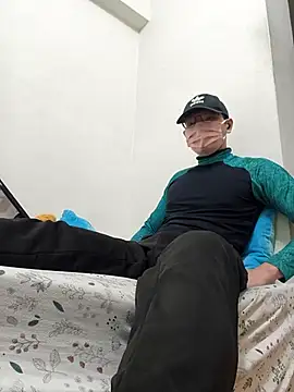 zhezhe 11 online show from January 10, 2026, 2:52 pm