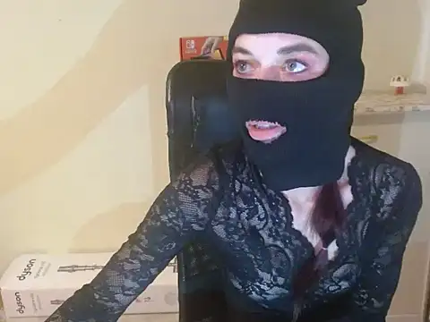 ntrlbdyy online show from December 14, 2025, 10:09 am