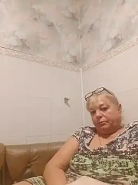 LinaLight88 online show from December 21, 2025, 8:38 pm