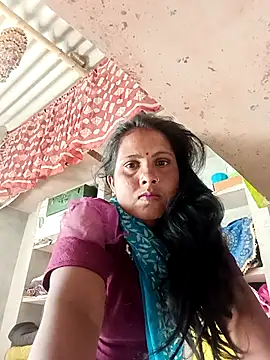 Shreya pandit online show from April 4, 2026, 5:27 am