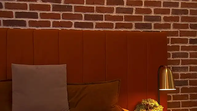 Snapshot of Audrey_Eden chatting on December 18, 2025, 6:41 am Audrey Eden online show from December 18, 2025, 6:41 am