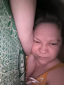 -Queen- online show from February 10, 2026, 12:20 pm